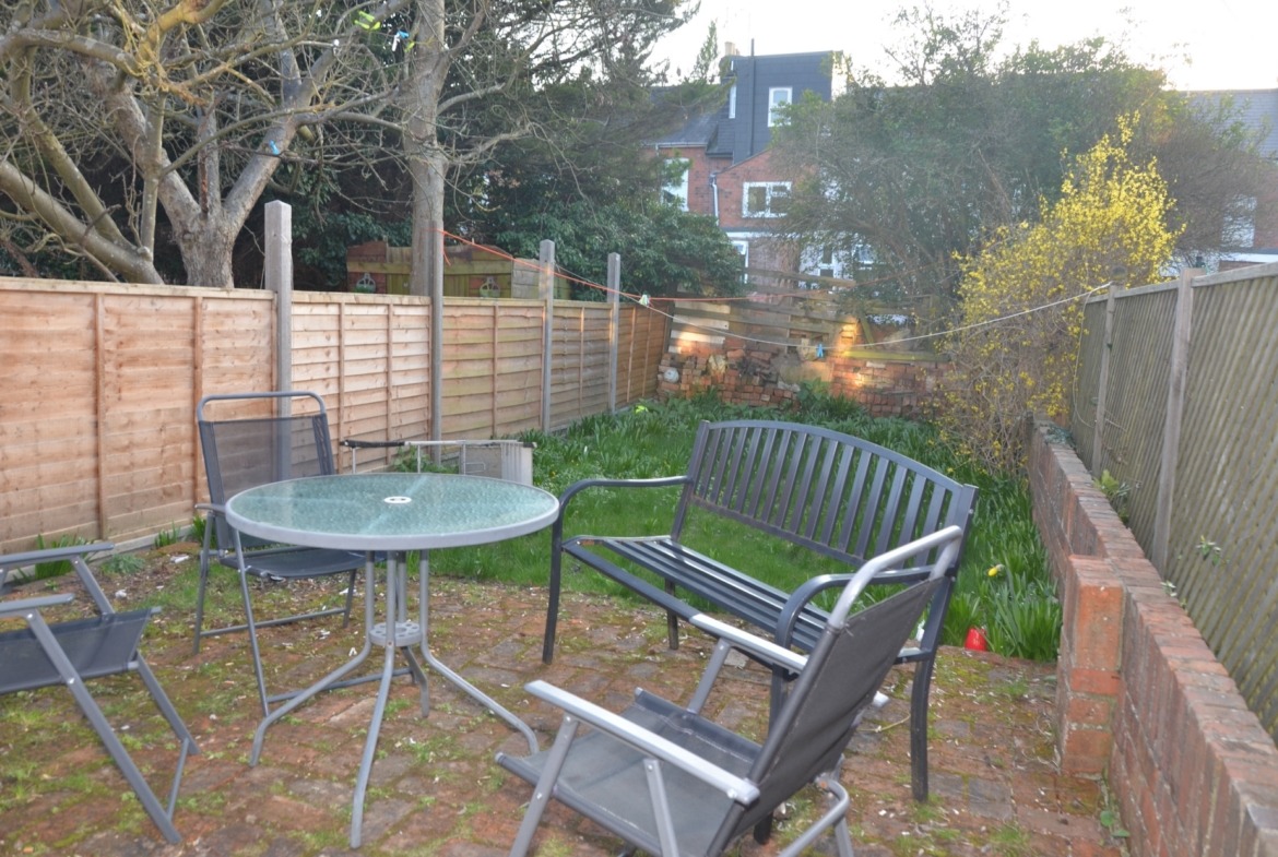 Newly refurbished 4 bedroom house