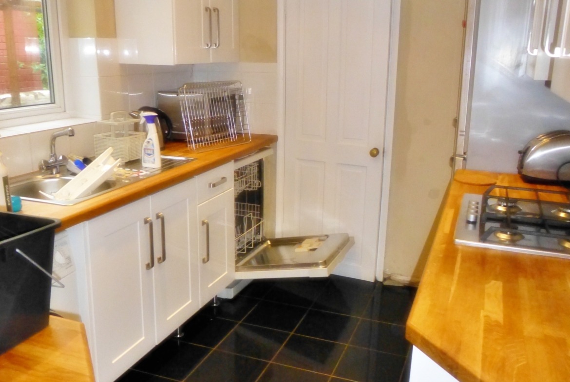 Cosy well furnished student house